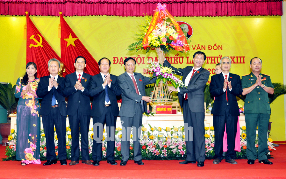Đại hội đại biểu Đảng bộ huyện Vân Đồn lần thứ XXIII, nhiệm kỳ 2015-2020
