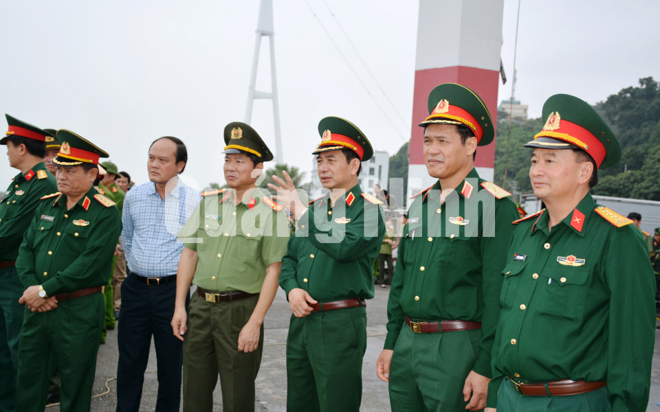 Đoàn công tác của Bộ Quốc phòng làm việc với tỉnh Quảng Ninh, tháng 11-2017