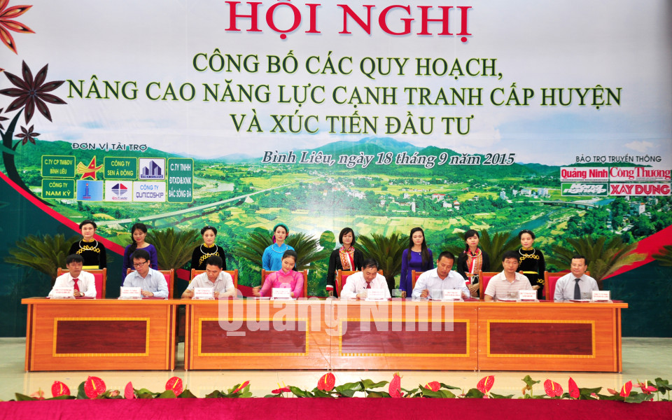 Huyện Bình Liêu công bố quy hoạch, nâng cao năng lực cạnh tranh cấp huyện và xúc tiến đầu tư, tháng 9-2015