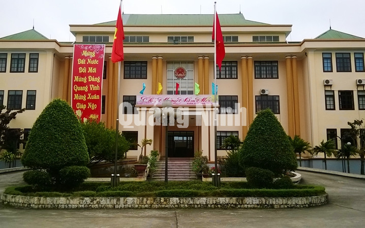 Tổ chức bộ máy của huyện Bình Liêu