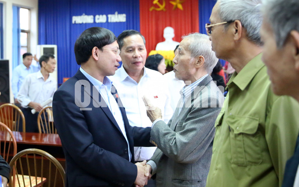 Bí thư Tỉnh ủy Nguyễn Xuân Ký tiếp xúc cử tri phường Cao Thắng, Hà Lầm (TP Hạ Long), tháng 11-2019