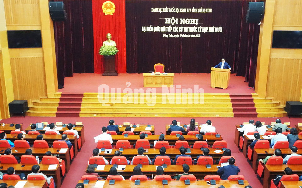 Đồng chí Phạm Minh Chính tiếp xúc cử tri thị xã Đông Triều, tháng 10-2020