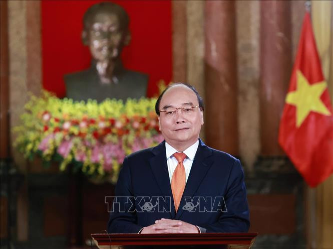 Chủ tịch nước Nguyễn Xuân Phúc gửi thư nhân Ngày truyền thống phòng, chống thiên tai Việt Nam (22/5/1946 - 22/5/2021). Ảnh: TTXVN