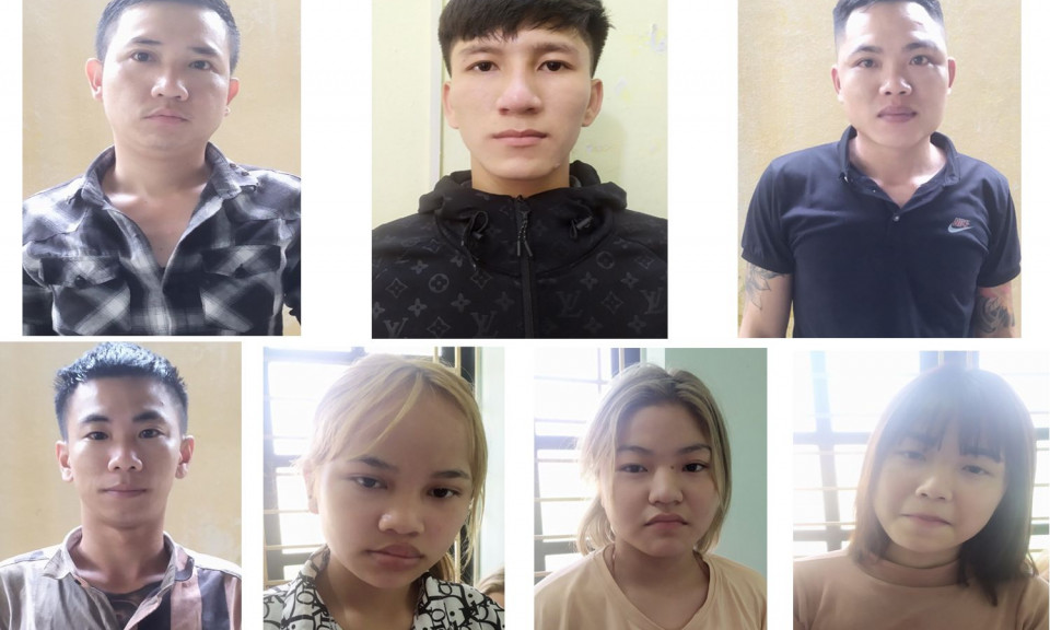 Thanh Hoá: Bắt nhóm nam thanh, nữ tú “bay lắc” ma tuý trong quán karaoke