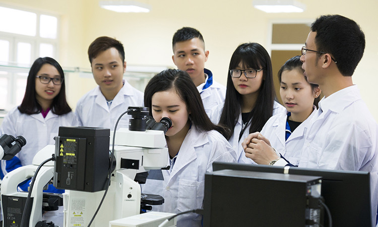 Những nghị quyết đưa Quảng Ninh cất cánh