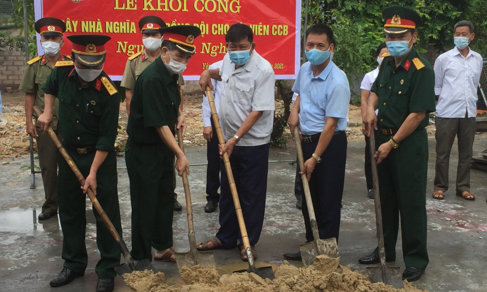Khởi công xây nhà đồng đội cho hội viên CCB