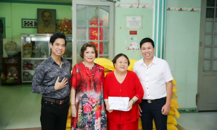 Danh ca Ngọc Sơn: "Hạnh phúc của tôi là cho đi"