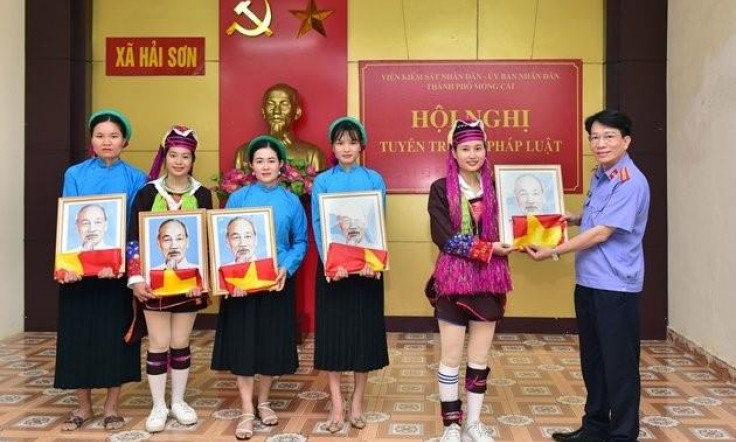Xây dựng cán bộ kiểm sát tận tâm, tận tụy