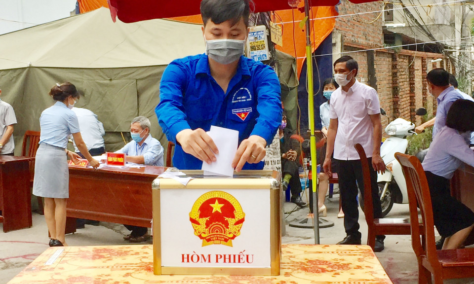 Phát huy vai trò lãnh đạo của cấp ủy đảng trong công tác bầu cử