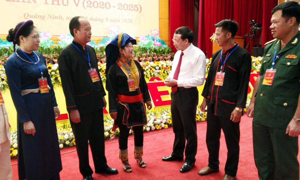 Ban hành Nghị quyết về phát triển bền vững KT-XH gắn với bảm đảm vững chắc QP-AN ở các xã, thôn, bản vùng đồng bào DTTS, miền núi, biên giới, hải đảo