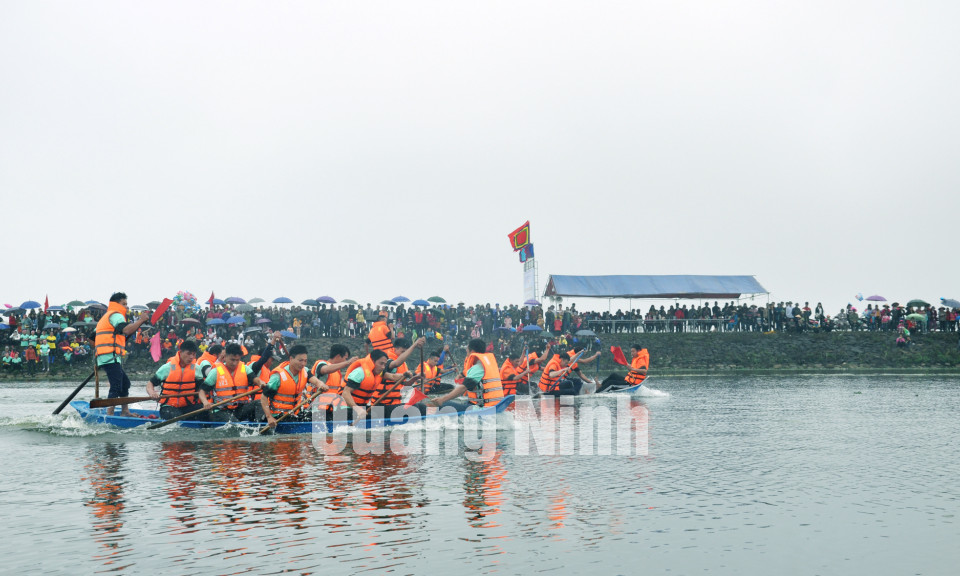 Lễ hội đua thuyền truyền thống xã Đồng Rui, Tiên Yên