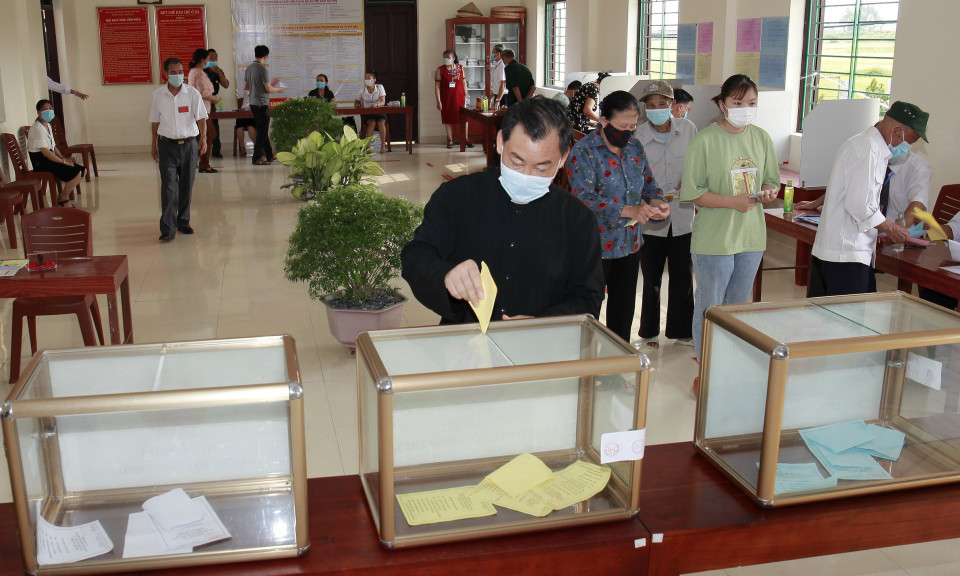 Đồng bào công giáo hoà trong ngày hội non sông 