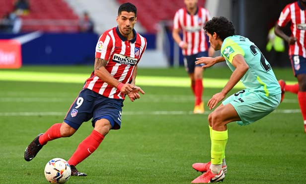Luis Suarez, nhà vô địch La Liga bị Barcelona ruồng rẫy