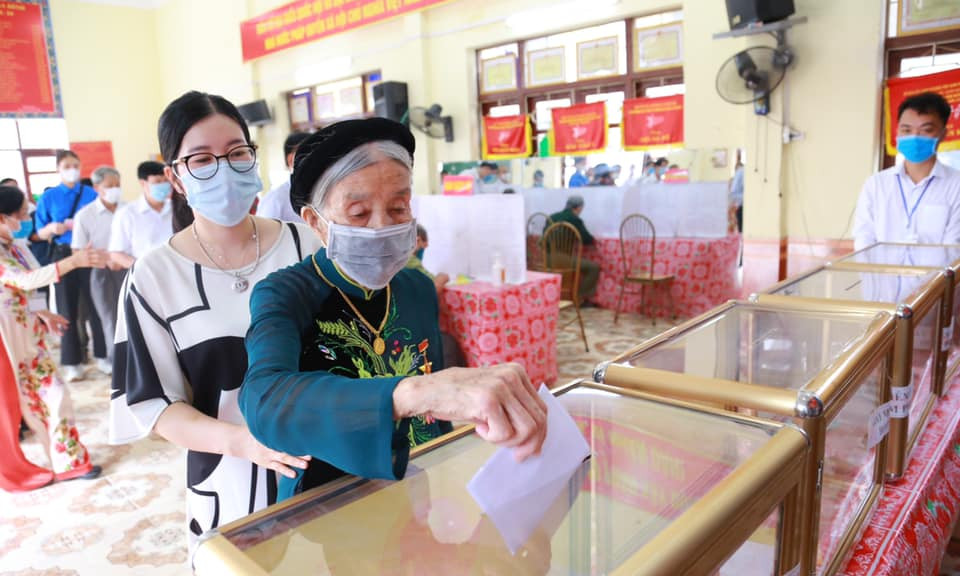 Quảng Ninh hoàn thành bầu cử ĐBQH và đại biểu HĐND các cấp với tỷ lệ 99,95% cử tri đi bỏ phiếu
