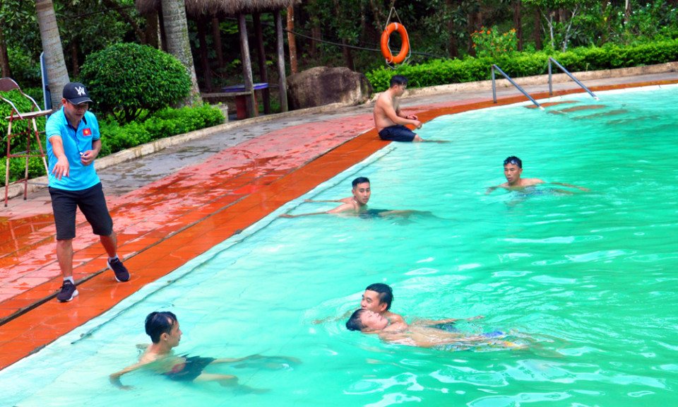 Chủ động rèn kỹ năng phòng, chống đuối nước cho trẻ em