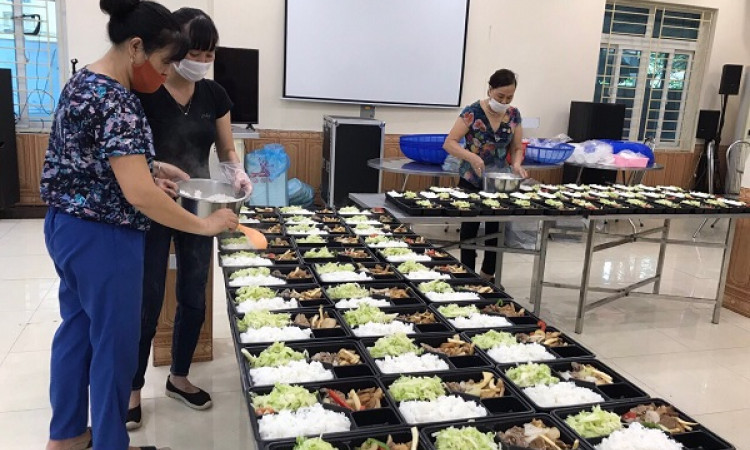 Hậu phương xông pha vì tuyến đầu chống dịch