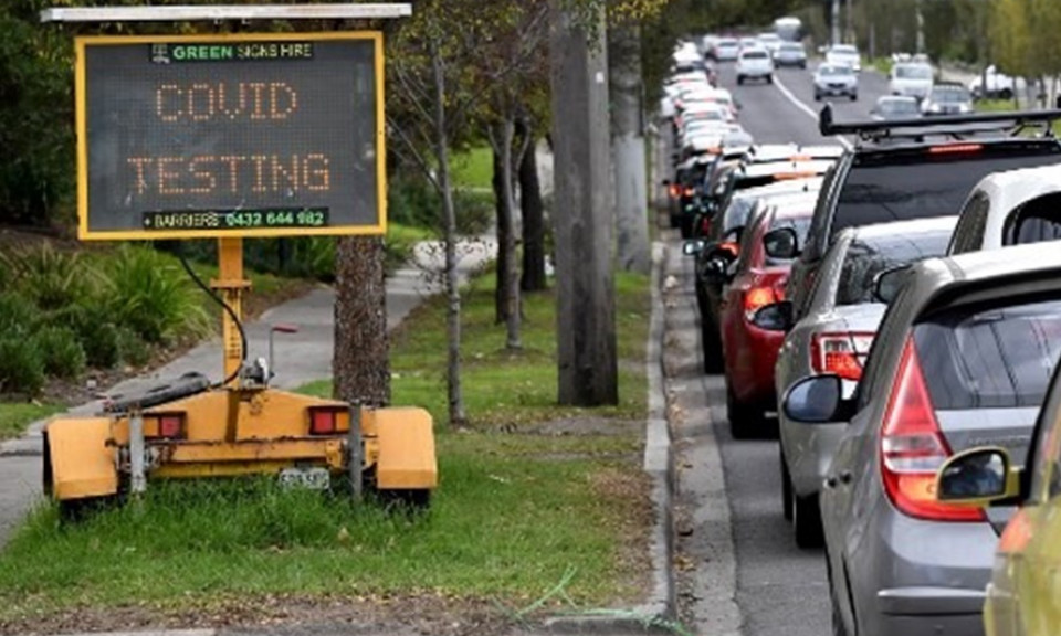 Australia khôi phục các biện pháp ngừa COVID-19 nơi công cộng ở Melbourne