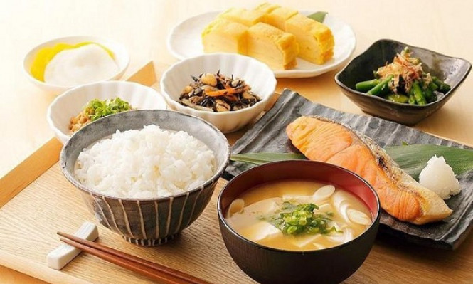 Bí quyết ăn cơm giúp người Nhật sống lâu