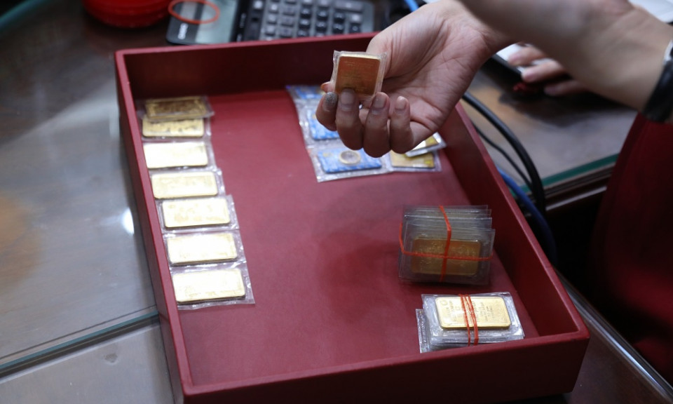 Giá vàng hôm nay 28.5.2021: SJC duy trì trên 56,5 triệu đồng/lượng