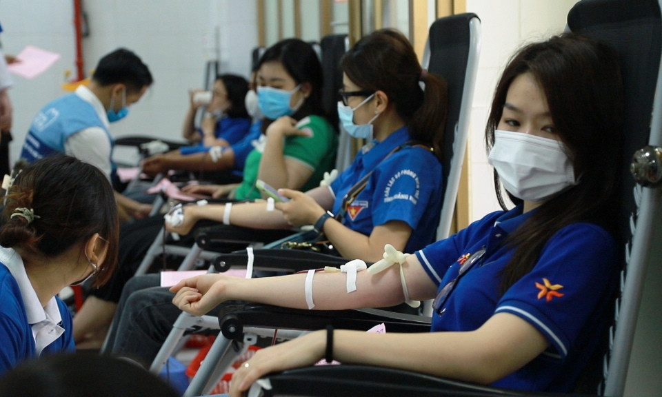 Các địa phương ra quân hiến máu tình nguyện hè năm 2021