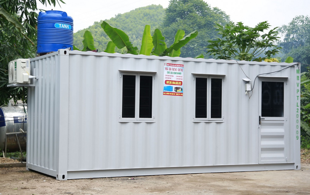Huyện Tiên Yên hỗ trợ chốt kiểm soát dịch Covi-19 nhà container để tổ công tác có nơi nghỉ ngơi, sinh hoạt và bàn giao công việc