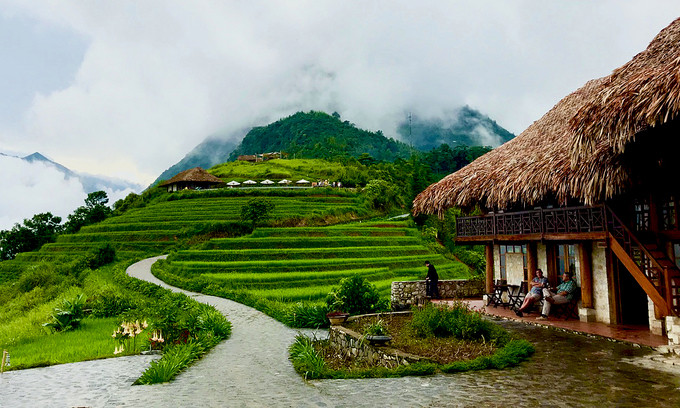 Visitors at Topas Ecolodge Resort in Muong Hoa Valley in Sa Pa, northern Vietnam. Photo by VnExpress/Kieu Duong.