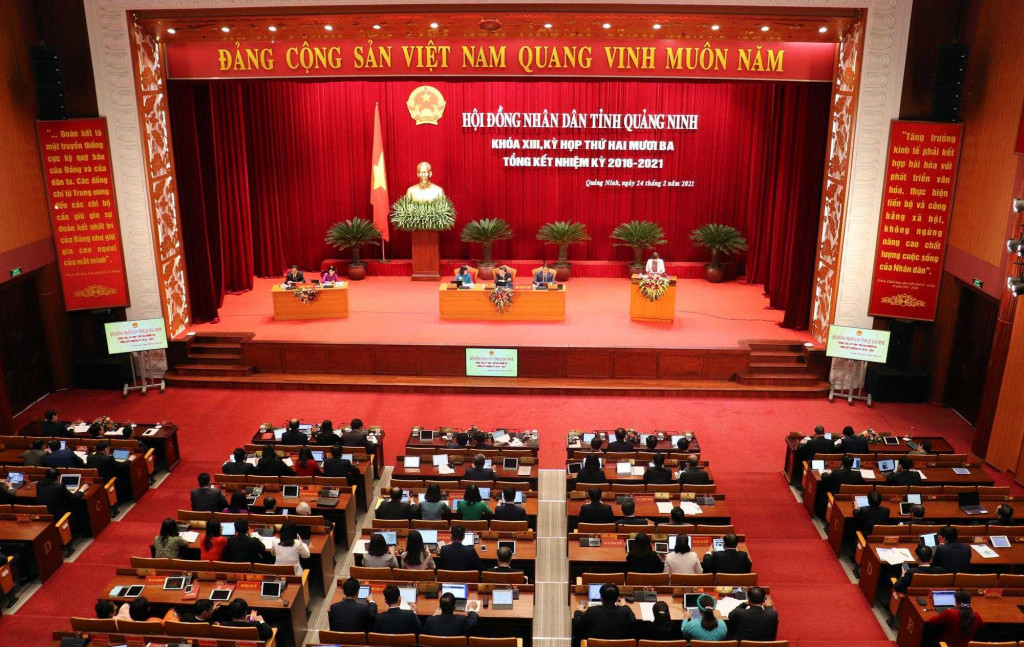 Quang cảnh kỳ họp thứ 23 HĐND tỉnh khoá XIII.