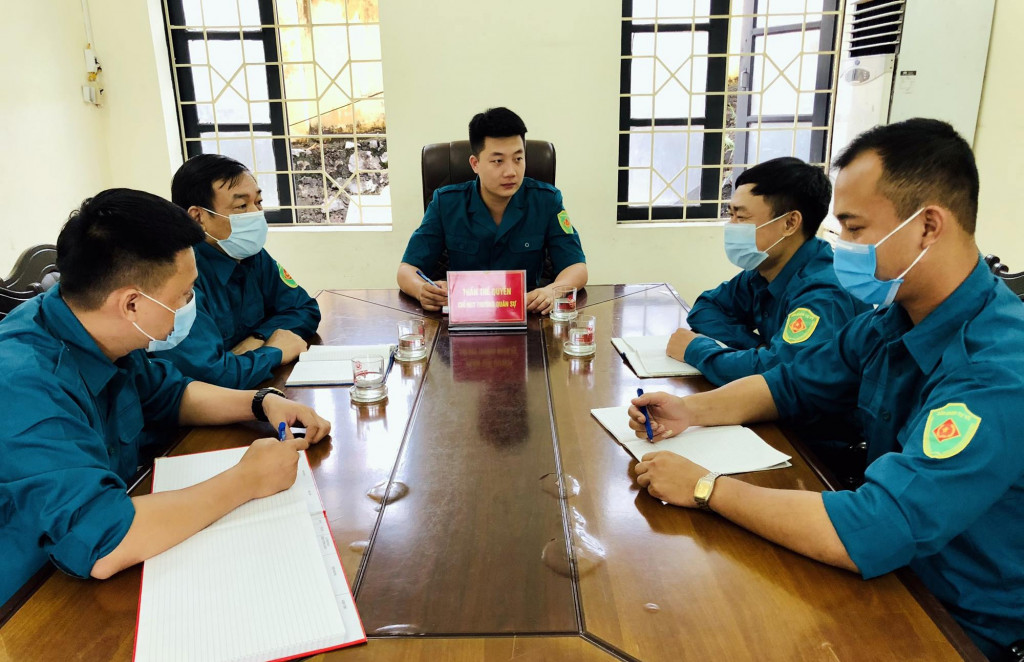 Ban CHQS phường Hà Trung (TP Hạ Long) họp triển khai công tác phòng, chống dịch Covid-19