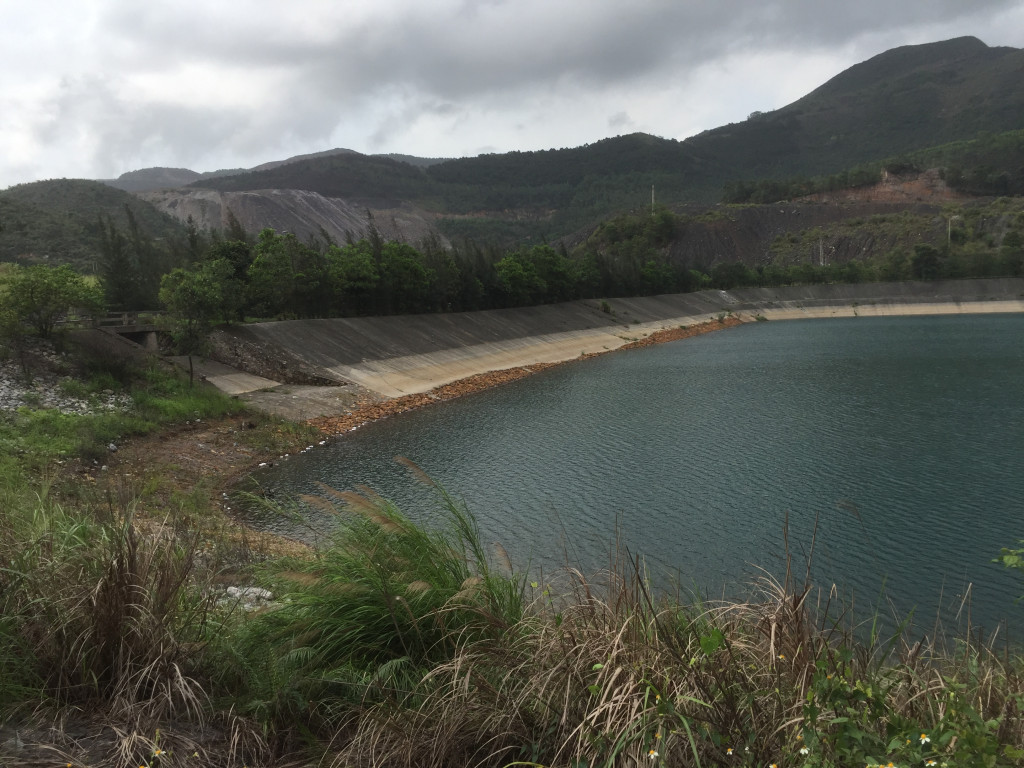 Những trận mưa kỷ lục chưa từng có giữa tháng 5 vừa qua, hồ Cầu Cuốn cũng không trữ được nước
