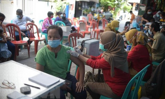 Indonesia, Philippines siết chặt các biện pháp cách ly, hạn chế