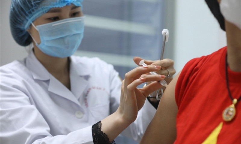 Vaccine COVID-19 Việt Nam thử nghiệm kết quả tốt, 100% người tiêm sinh kháng thể