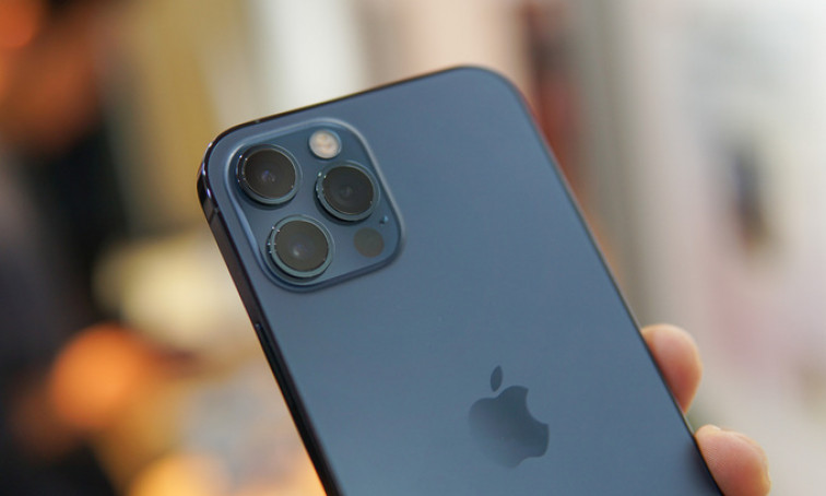 iPhone 12 Pro 'giá rẻ' đe dọa hàng chính hãng