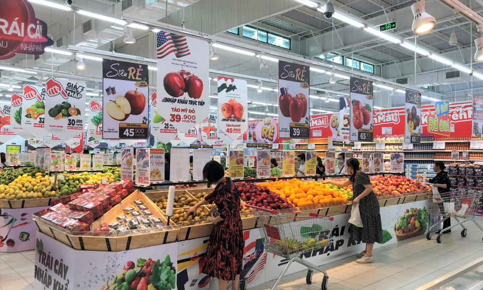 Để ngành thương mại dịch vụ phát triển tương xứng 