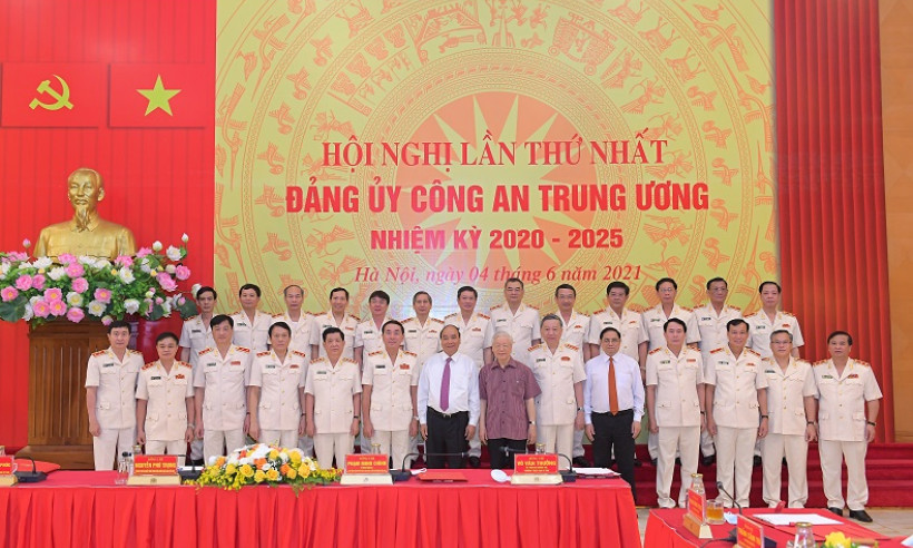 Công bố quyết định của Bộ Chính trị chỉ định nhân sự Đảng ủy công an Trung ương
