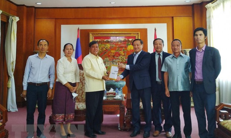 Lào ủng hộ Việt Nam 30.000 USD để ứng phó với dịch COVID-19