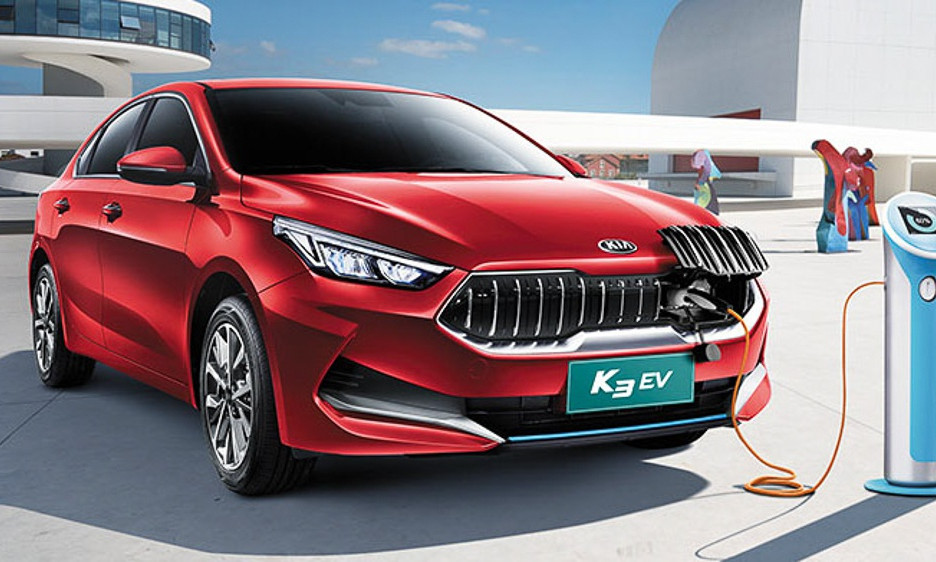 KIA Cerato có phiên bản điện, mỗi lần sạc đầy đi được tối đa 410 km