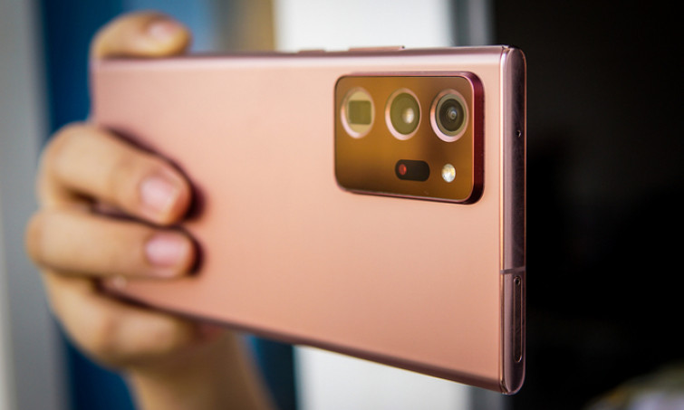 Điện thoại Samsung đời cũ giảm giá chục triệu đồng