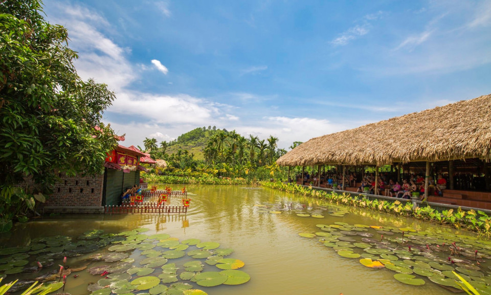 Xã hội hóa sân khấu ở Quảng Ninh