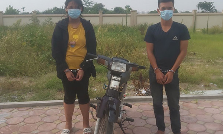 Cặp "tình nhân nhí" nửa đêm rủ nhau đi cướp