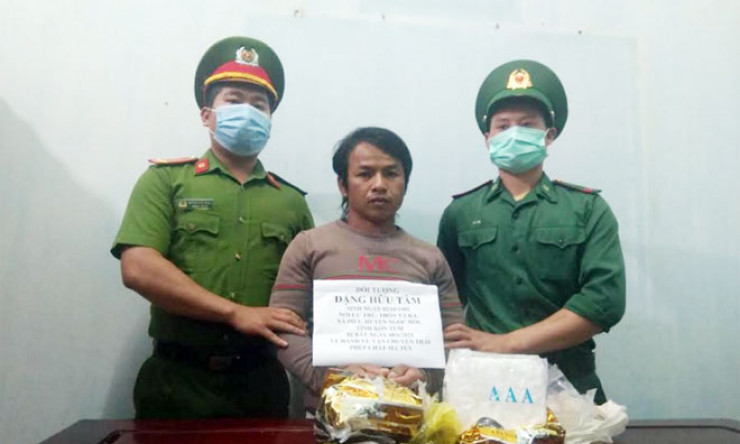 Vận chuyển thuê 2kg ma túy với giá 40 triệu đồng