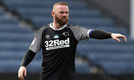 Rooney xỏ giầy trở lại khoác áo ĐT Anh