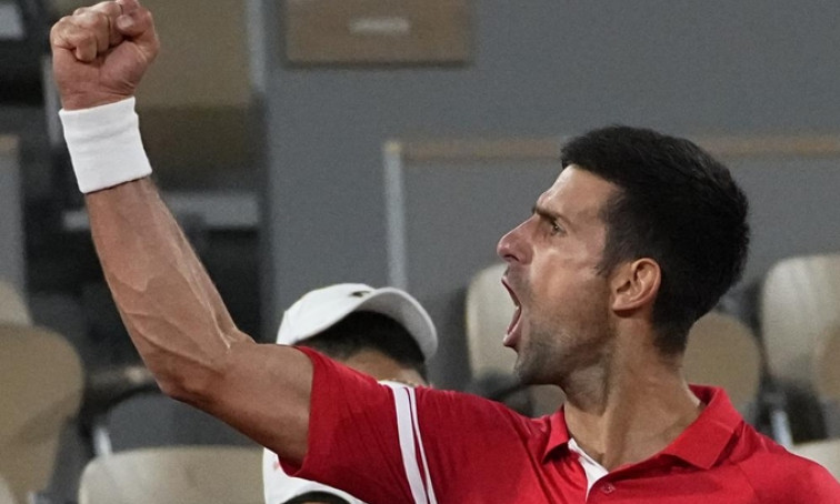 Djokovic đấu Nadal ở bán kết Roland Garros