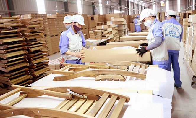Bất chấp COVID-19, xuất khẩu gỗ và đồ gỗ Việt Nam vượt ngoài mong đợi