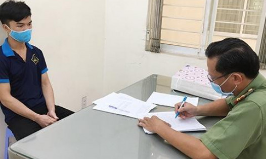Bị khởi tố vì lên mạng học chế pháo hoa bằng thuốc nổ, mang ra đường đốt thử