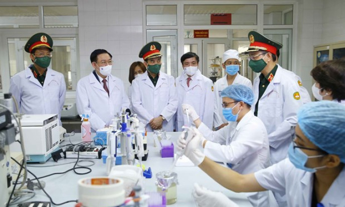 Người dân tuyệt đối không tiêm vaccine COVID-19 chưa kiểm định
