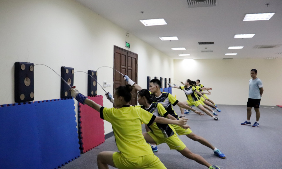 Tuyển chọn, đào tạo VĐV đấu kiếm