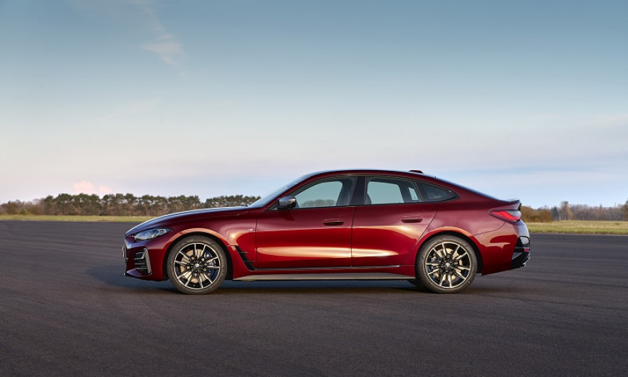 BMW 4-Series Gran Coupe 2022 chính thức ra mắt với ngoại hình bề thế và khả năng xử lý ấn tượng hơn