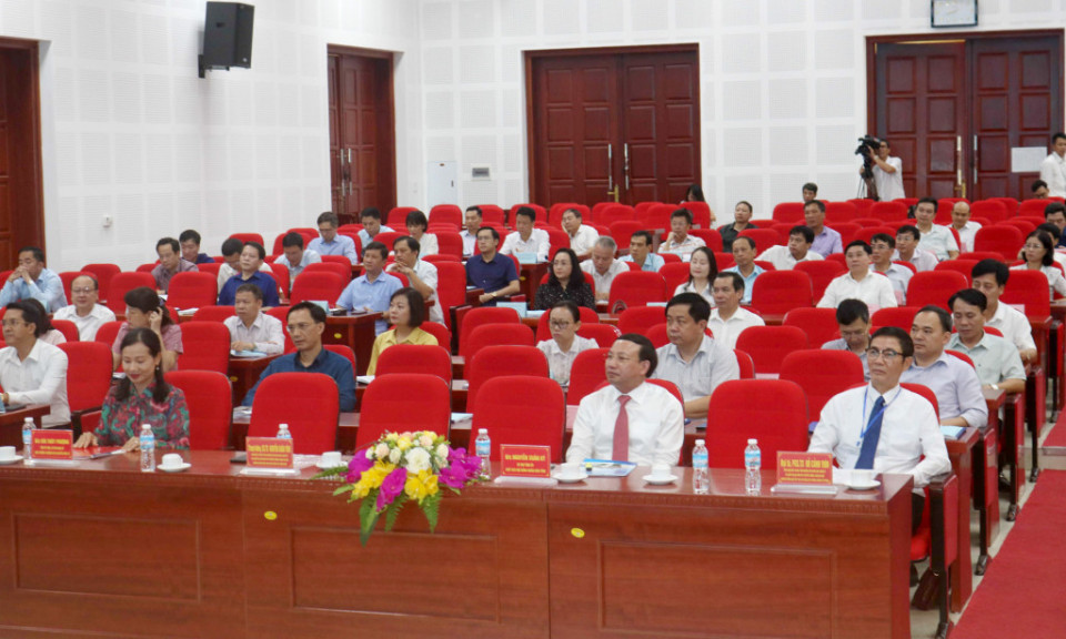Xây dựng đội ngũ cán bộ, lãnh đạo ngang tầm nhiệm vụ