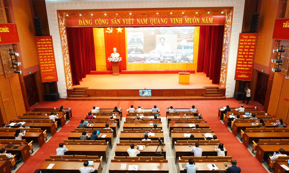 Quán triệt chuyên đề học tập và làm theo Bác về ý chí tự lực, tự cường và khát vọng phát triển đất nước