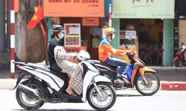 Bắc Bộ và Trung Bộ nắng nóng đặc biệt gay gắt, có nơi trên 40 độ C
